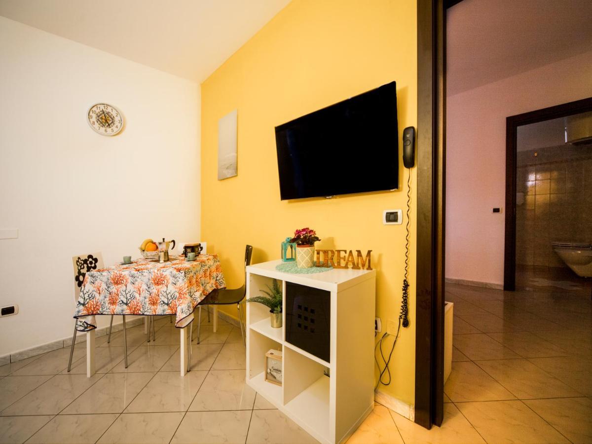 Residence Yellow Rimini Exterior foto